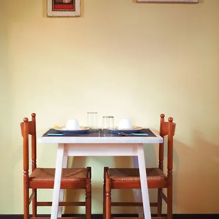 A Un Passo Dal Fiume Bed & Breakfast *